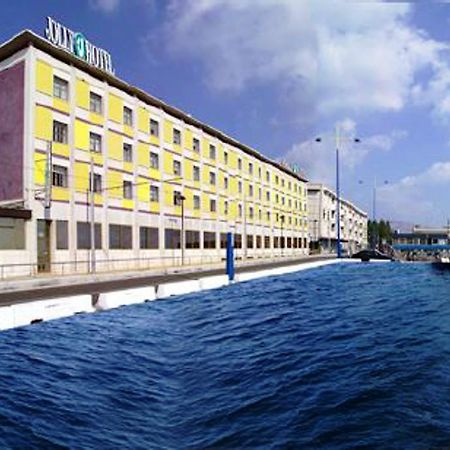 Hotel Dello Stretto Messina Buitenkant foto