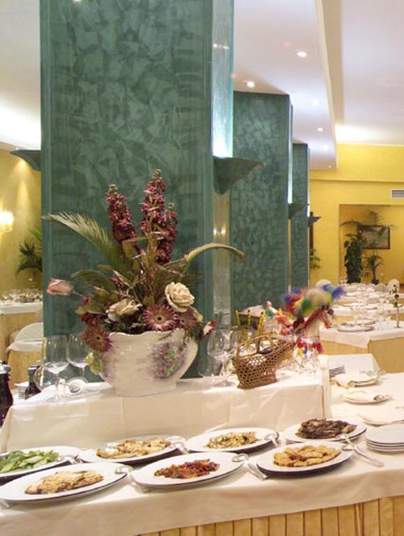 Hotel Dello Stretto Messina Buitenkant foto